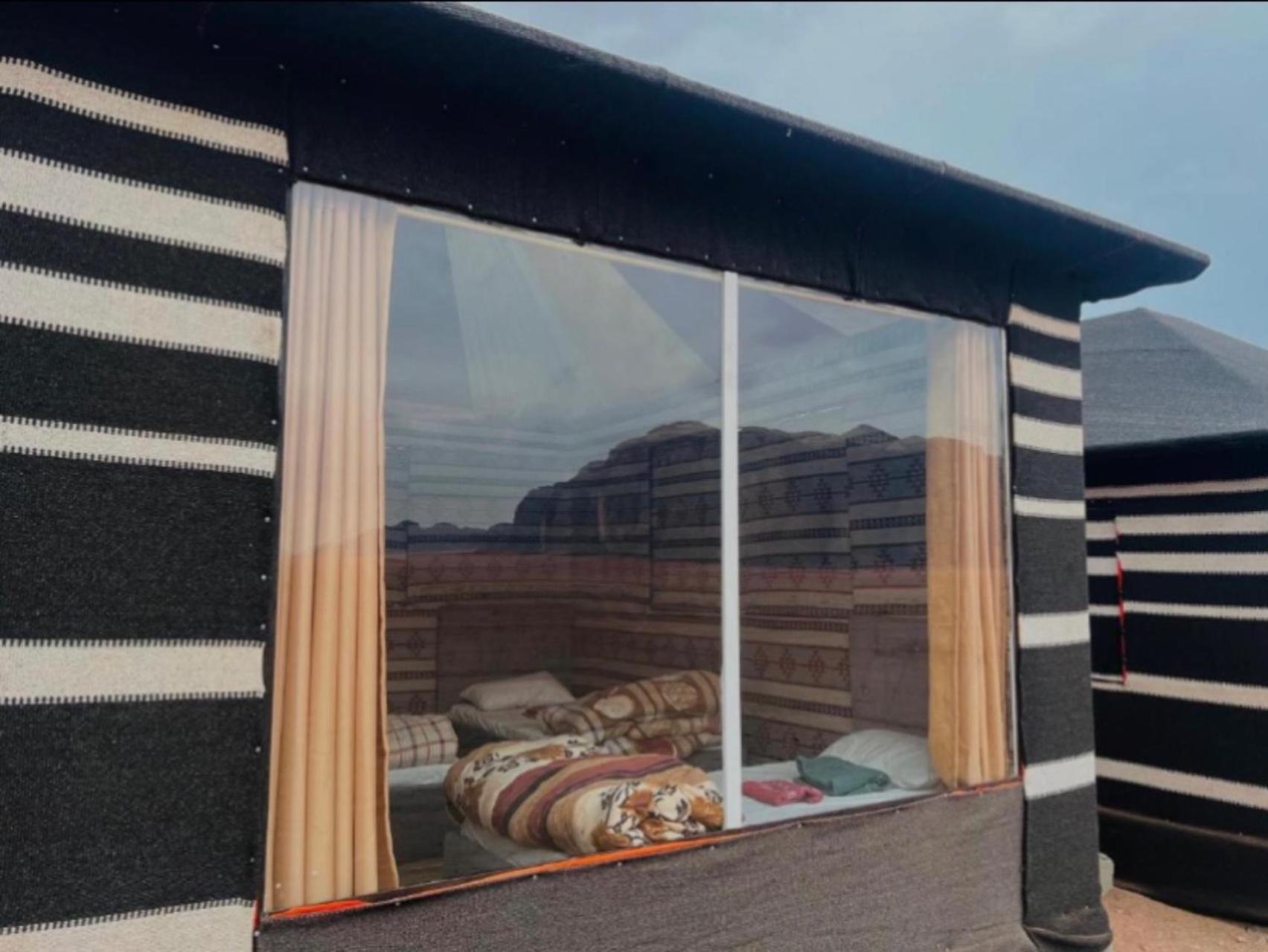 Rum Maria Luxury Camp & Bubble Rooms Wadi Rum Exterior foto